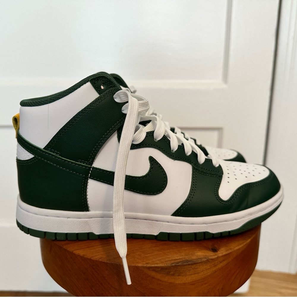 Nike Dunk Hi Retro